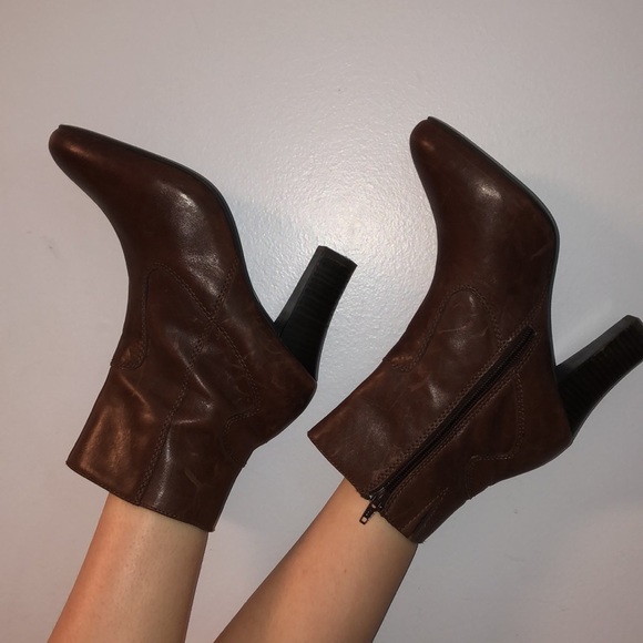 a.n.a a new approach heeled boots - Picture 2 of 15